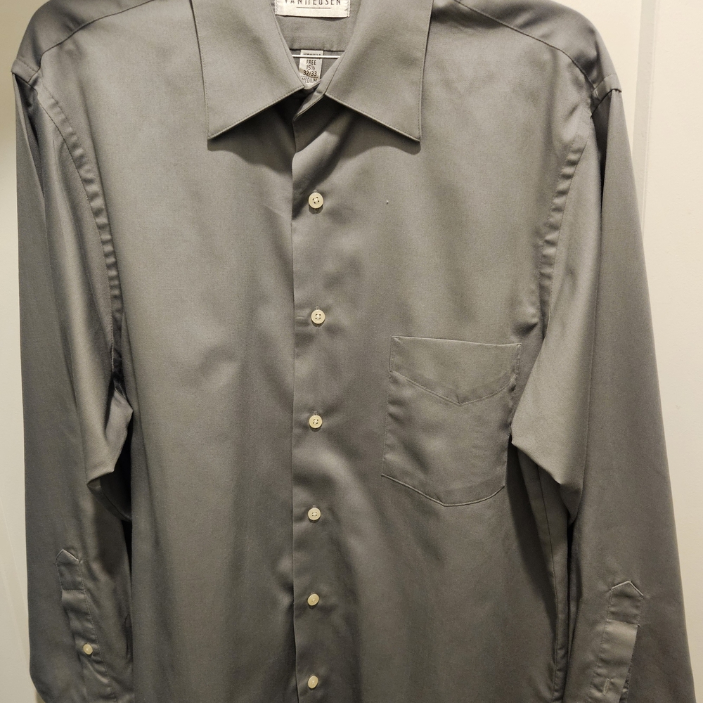 Van Heusen Gray Dress Shirt Classic Business Style